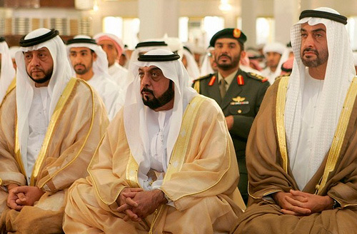  Al centro, Sheikh Mohammed bin Zayed al- Nahayyan