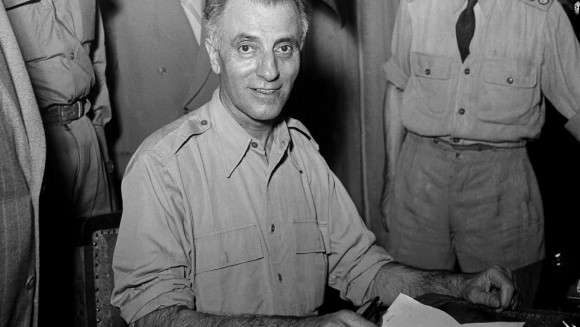 Fazlollah Zahedi nel 1953, dopo il rovesciamento di Mossadeg