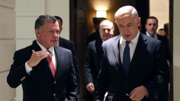 Re Abdallah II di Giordania e Bibi Netanyhau, Primo Ministro di Israele, in un incontro del gennaio 2014